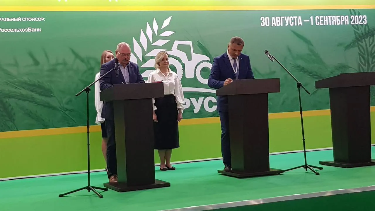 На выставке «Агрорусь-2023» заключили соглашения для развития АПК Ленобласти